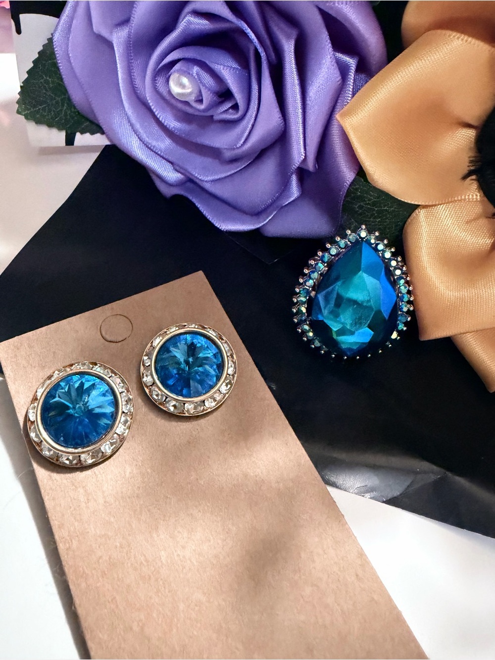 Blue Crystal Drop Stretch Ring and Stud Earrings Set - Elegant Women's Jewelry
